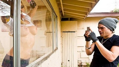 Xander Corvus
